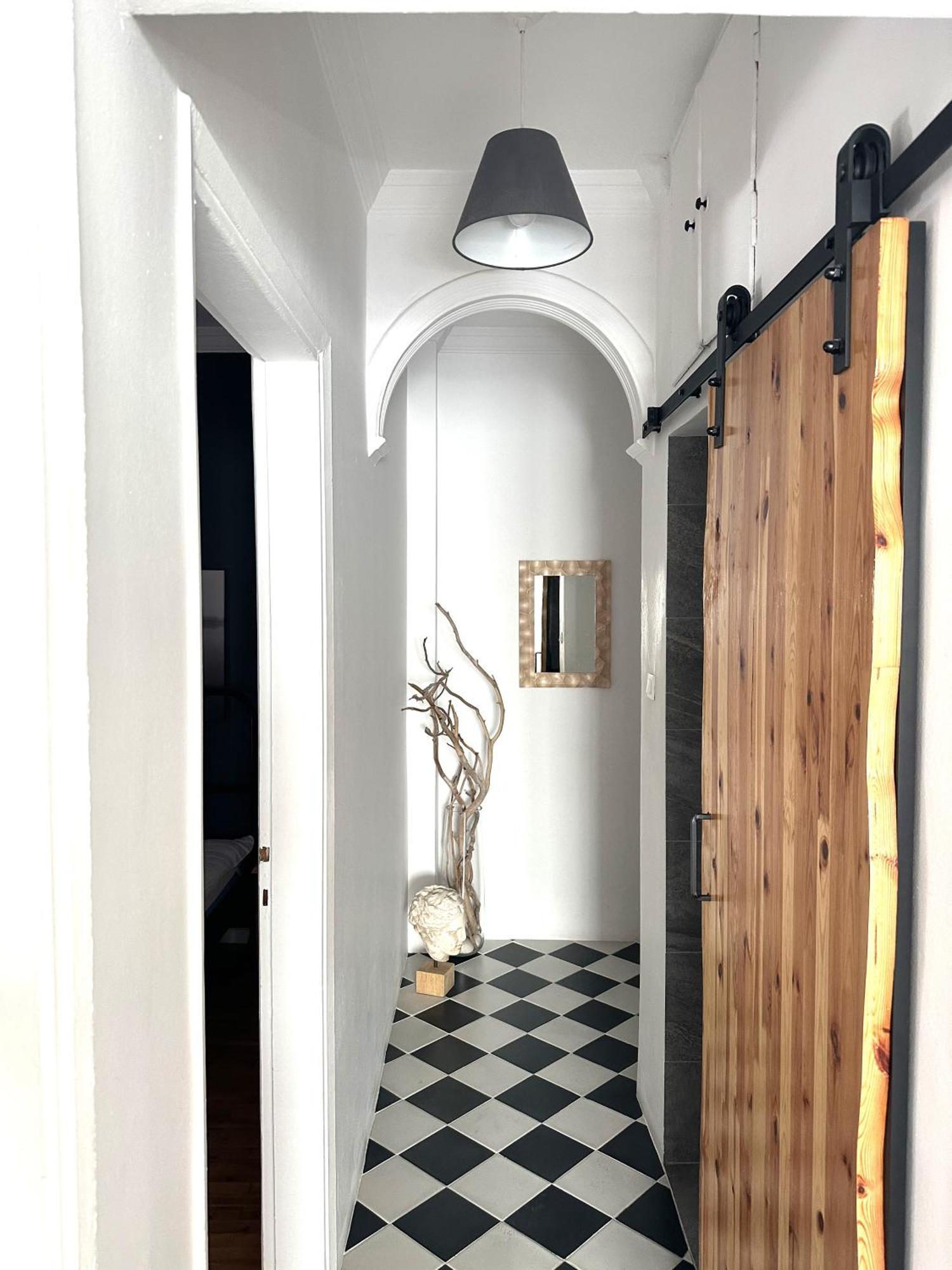 Spacious 82 M2 Two Bedroom Classy Apartment Near City Center Soluň Exteriér fotografie